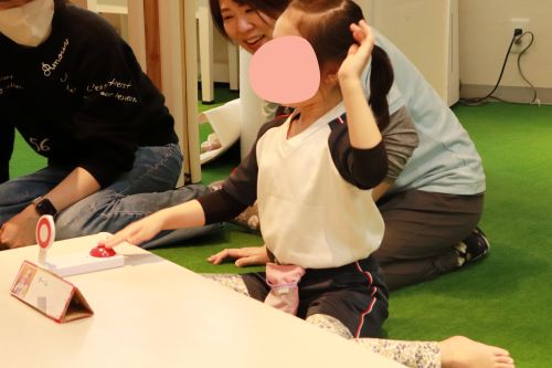 PARC　PARCあしや　兵庫県　芦屋市　放デイ　放課後等デイサービス　卒園　卒業　卒園式　卒業式　パーティー　玉入れ　ダンス　くじ　イントロドン　プレゼント　ジュース　お菓子　かみとばし　集団療育　保育士　児童指導員　看護師　理学療法士　作業療法士　言語聴覚士