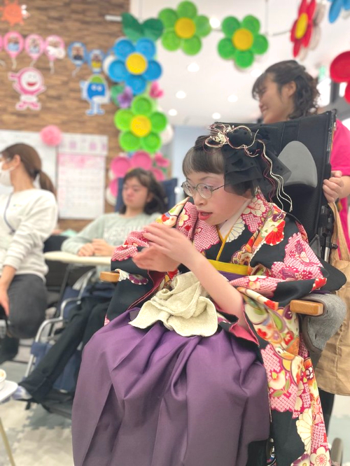 障害児着付け 着付けサービス 晴れ姿を 晴れ舞台に 一生に一度 重症心身障害児 医療的ケア児 家族の思い出 東大阪市 大阪府東大阪市 看護師 理学療法士 作業療法士 言語聴覚士 児童指導員 保育士