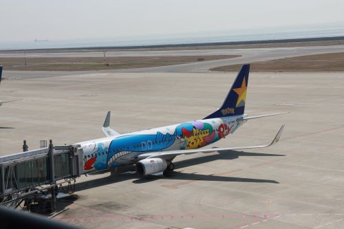 春　遠足　神戸市　神戸　神戸空港　空港　飛行機　ミニチュア　ランチ　お弁当　弁当　ピクニック　放課後等デイサービス　放デイ　子ども　集団療育　療育　保育士　看護師　児童指導員　理学療法士　作業療法士　言語聴覚士