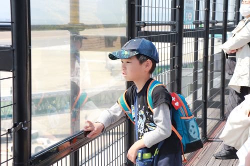 春　遠足　神戸市　神戸　神戸空港　空港　飛行機　ミニチュア　ランチ　お弁当　弁当　ピクニック　放課後等デイサービス　放デイ　子ども　集団療育　療育　保育士　看護師　児童指導員　理学療法士　作業療法士　言語聴覚士