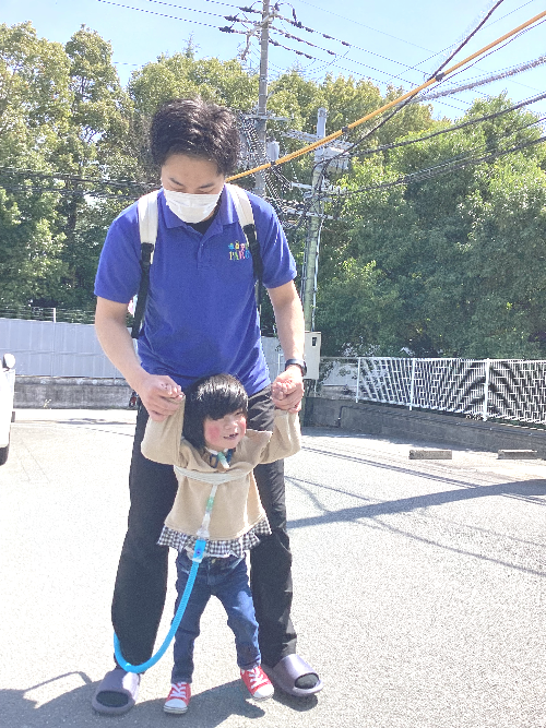 発達支援での療法士の関わり　療育の仕方　療育とは　自立した生活　発達障害　知的障害　コミュニケーション練習　感覚統合　姿勢　歩行サポート　理学療法士　作業療法士　言語聴覚士　発達障害児　重症心身障害児　医療的ケア児　看護師　保育士　児童指導員